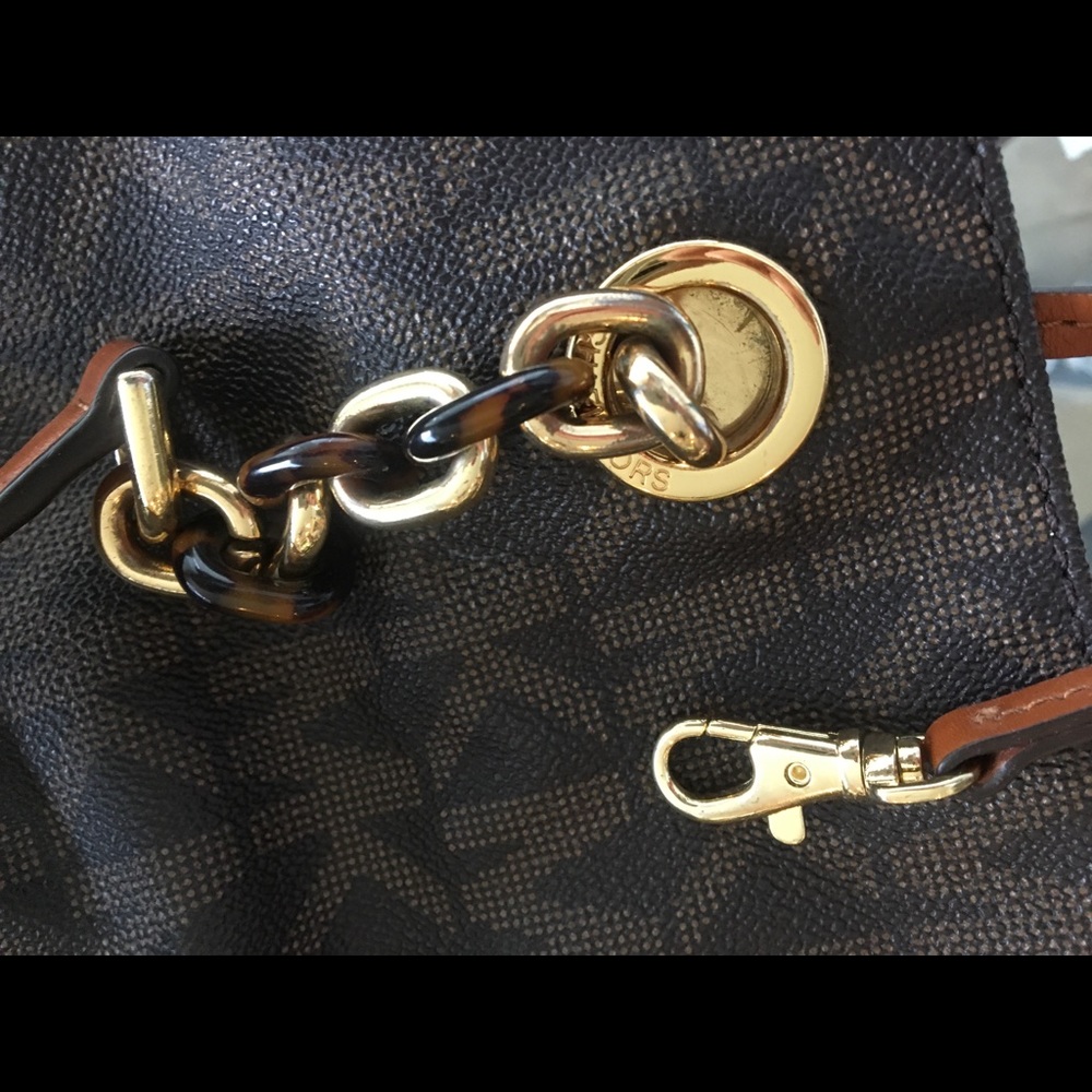 Michael Kors purse